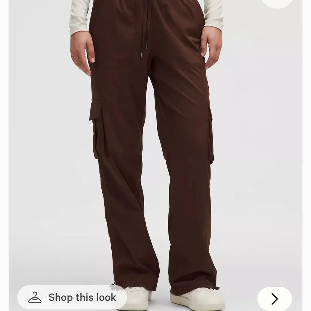 Lululemon Size Medium Espresso Dance Studio Cargo Pants - Picture 1 of 9